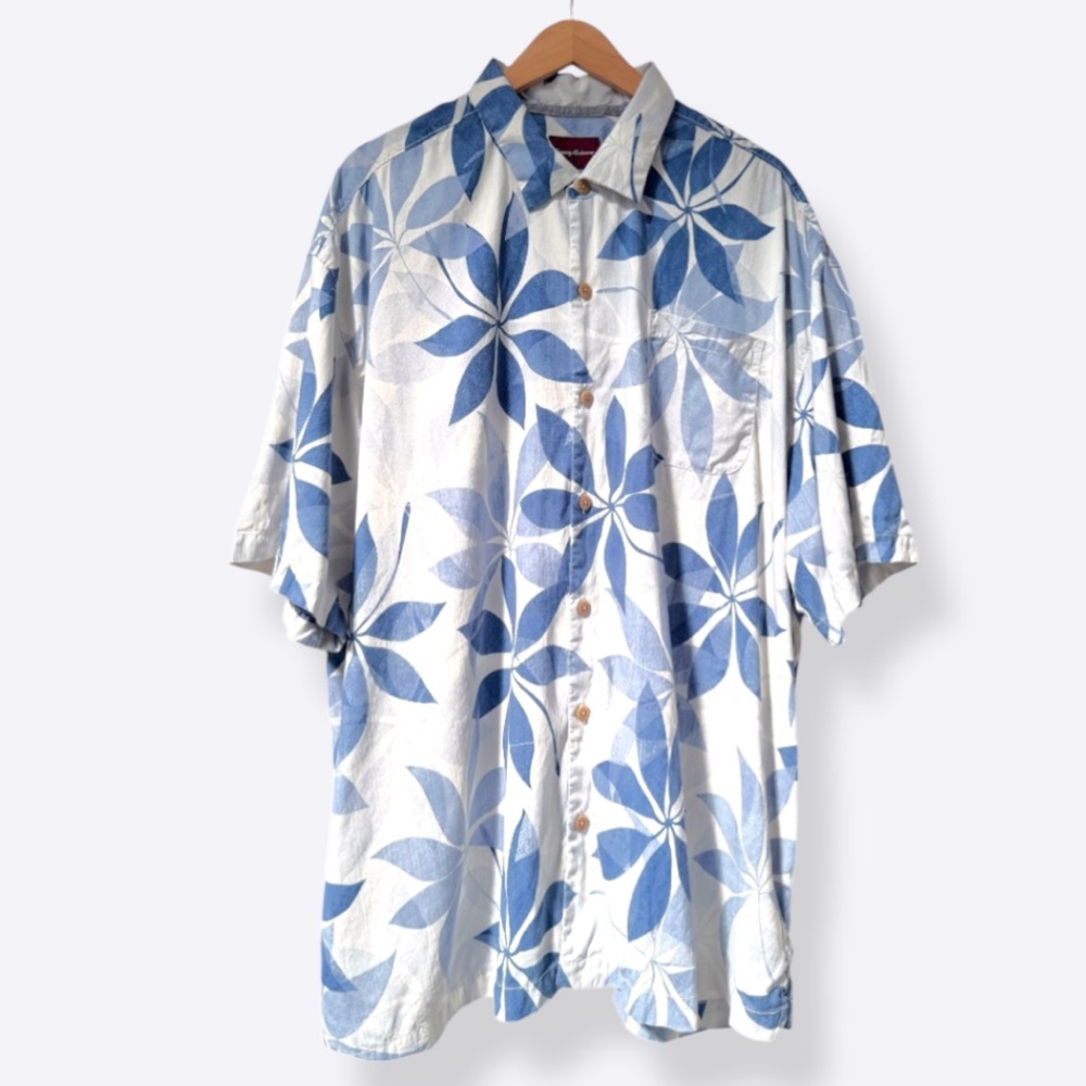 Tommy Bahama 100% Silk Blue and White Floral Button Down Shirt | XXL | $39